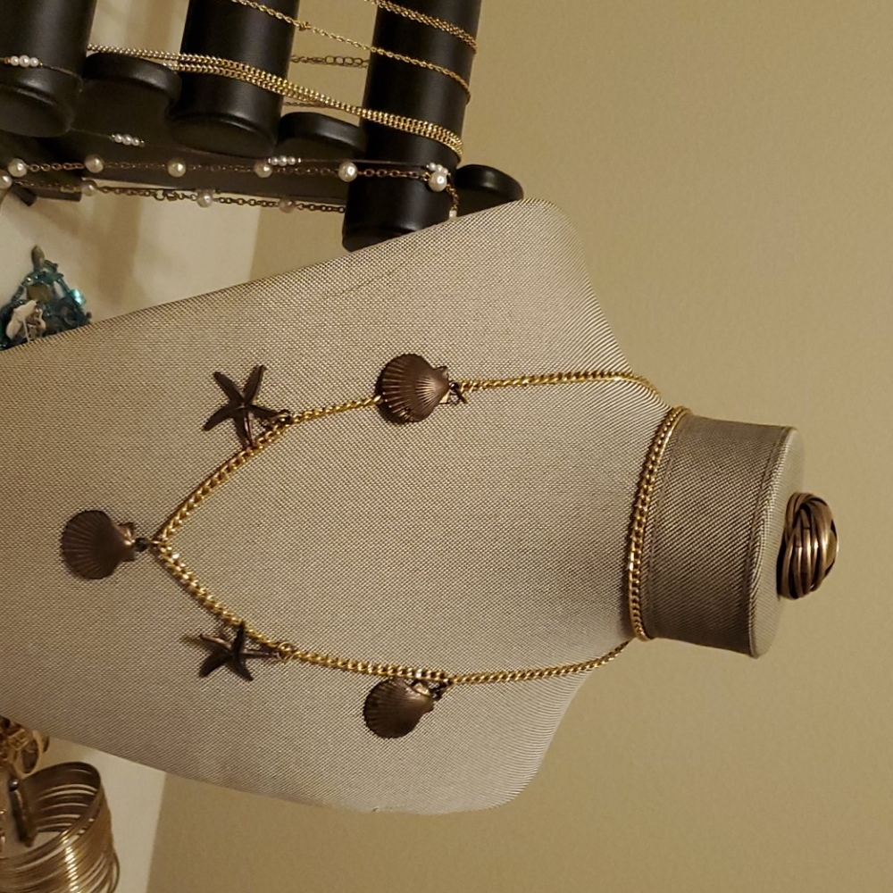 Necklace - Picture 4 of 4